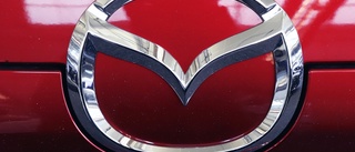 Bugg tvingar Mazdaägare till radiolyssnande