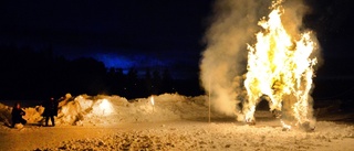 Gunborgs eldskulptur tände vintermarknaden