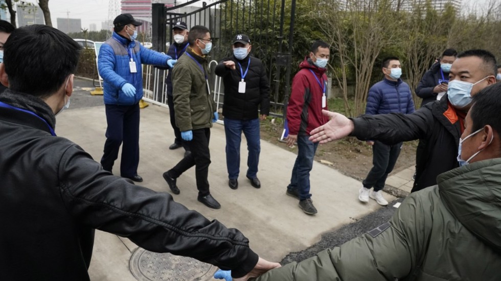 Säkerhetsapparaten kring WHO:s besök i kinesiska Wuhan är stor.