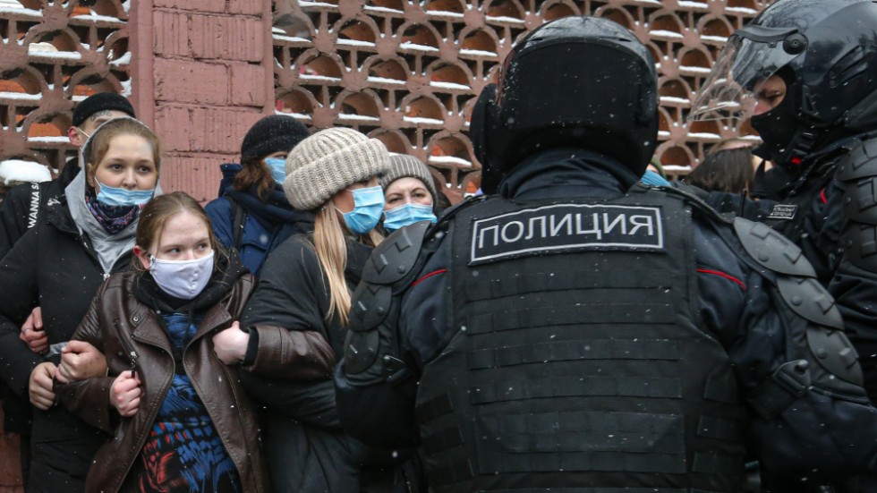 Demonstrationer över hela Ryssland möts med regimens hårdföra metoder. Bilden är från Moskva i söndags. 