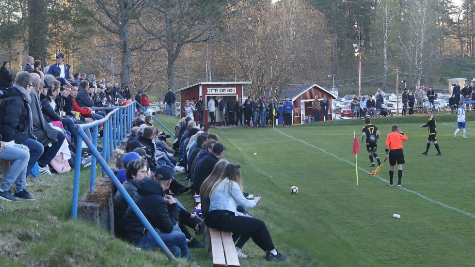 "Vi har kontaktat ett larmbolag. Nu ska vi ta fast tjuvarna om de försöker igen", säger Jeanette Gustavsson, IFK Tunas ordförande.