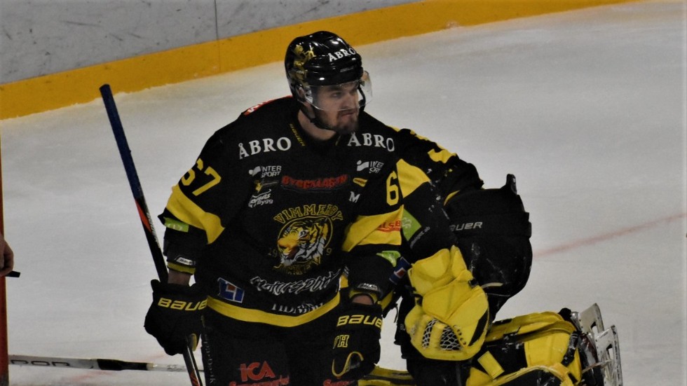 Oskar Carlsson och Vimmerby Hockey kammade noll hemma mot Dalen.