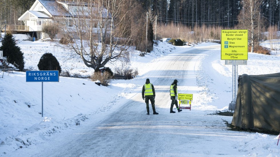 Svenska soldater bevakar norska gränsen i Håvilsrud i Eda kommun i Värmland.