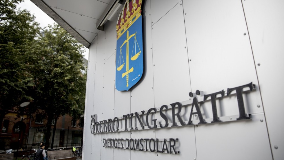 Två män har dömts efter ett bombfynd i Örebro tidigare i år. Arkivbild.