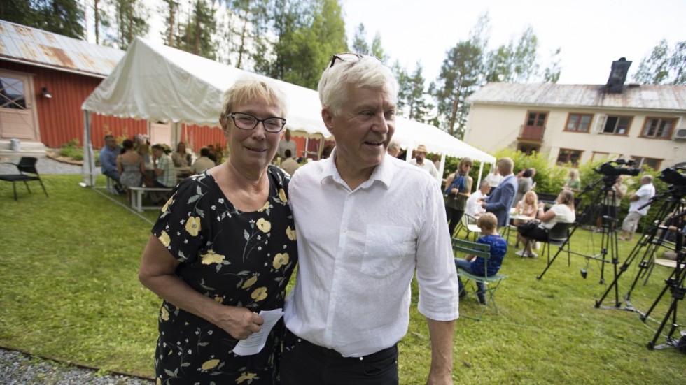 Britta Jonsson Lindvall och Kent Lindvall som har byggt upp Tree Hotel 