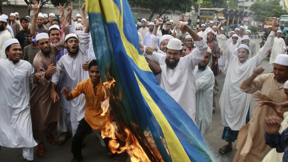 Död åt Sverige och död åt Lars Vilks var temat för den här demonstrationen i Bangladesh för tio år sedan. 