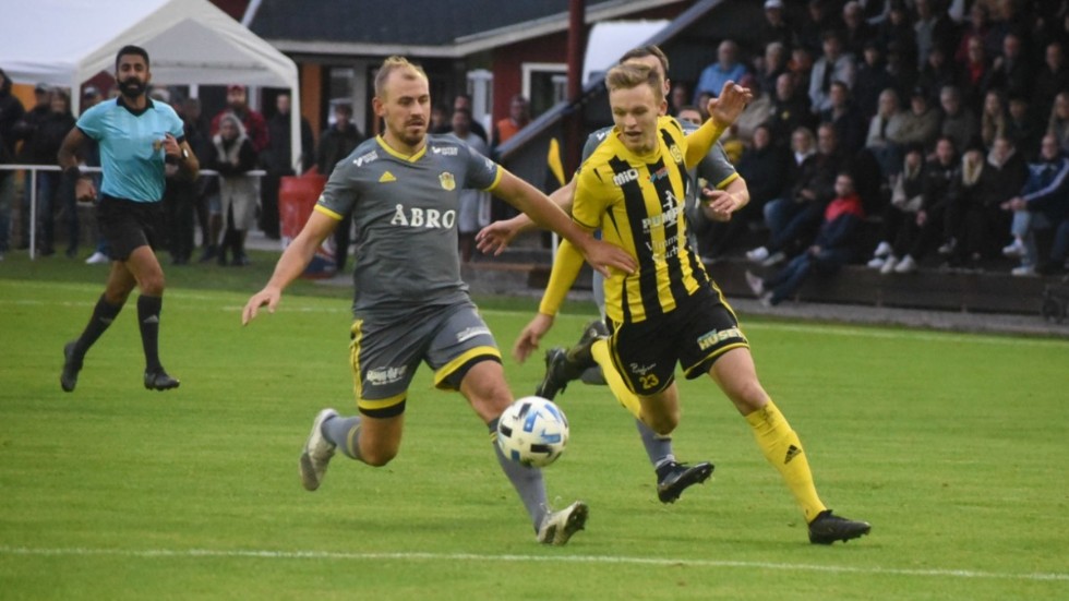 Ludvig Strömbom flyttar till Linköping inom kort och är osäker på om det blir spel i Vimmerby kommande säsong.