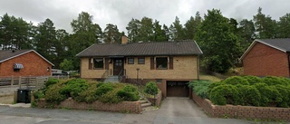 Nya ägare till villa i Kimstad - prislappen: 3 200 000 kronor