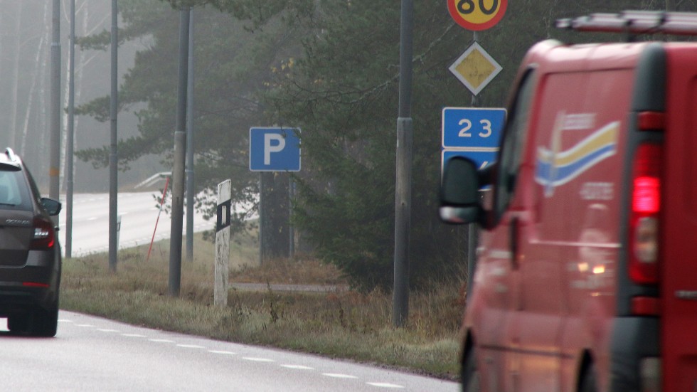 Region Kalmar överklagar Trafikverkets beslut att sänka hastighetsbegränsningen på väg 23 till 80 kilometer i timman. Trafikverket har inte visat att vägen är mer olycksdrabbad än andra, skriver man.