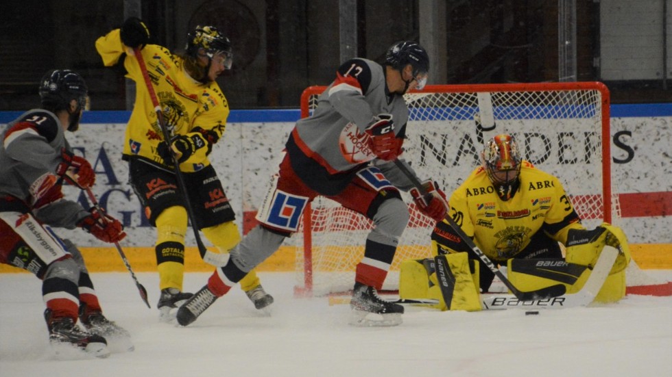 När Västervik och Vimmerby möttes på försäsongen vann VH med 4–3, efter förlängning.