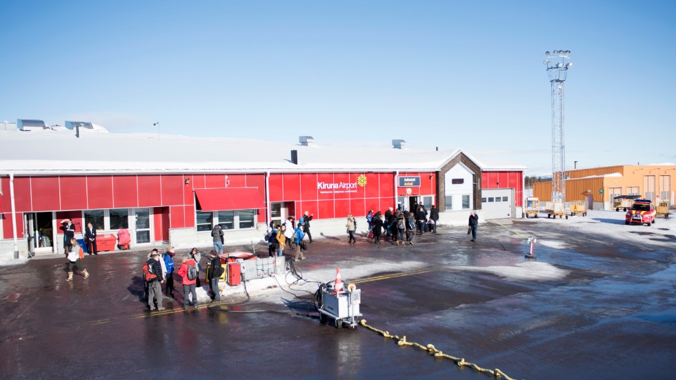 Kirunas flygplats har tappat mängder av resenärer, men minskningen är något mindre relativt Swedavias andra flygplatser. Arkivbild.
