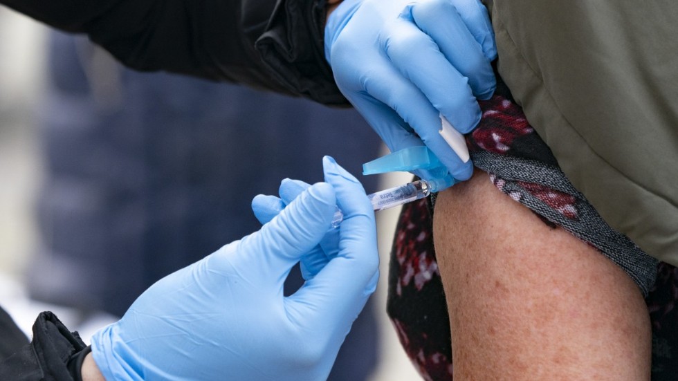 Vaccineringen av östgötar fortsätter, men håller tidsramen?