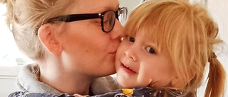 Molly, snart 4, avfärdades på Kullbergska – hade allvarlig sjukdom