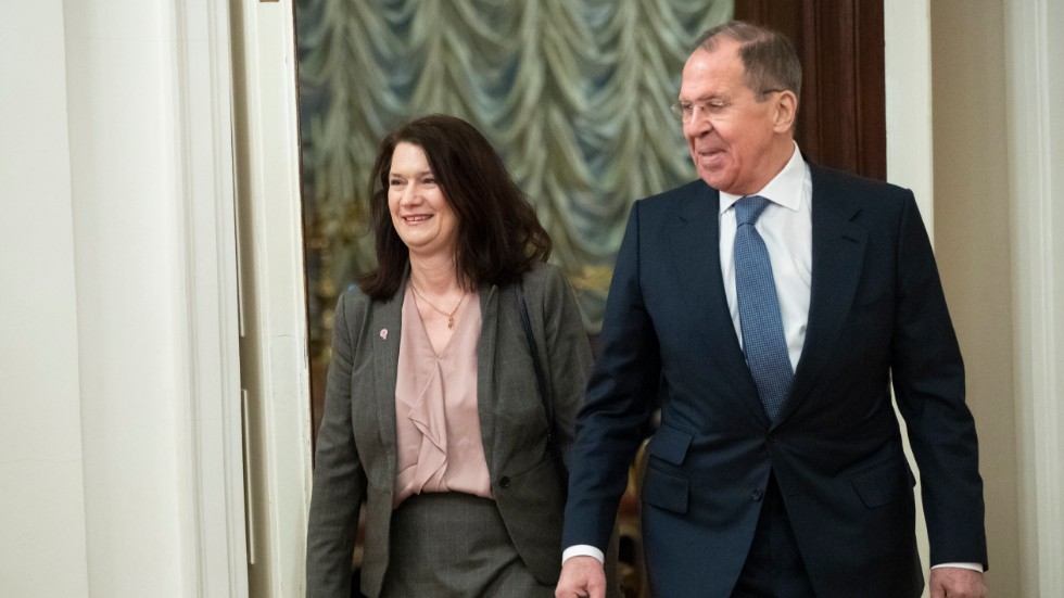 Sveriges utrikesminister Ann Linde med Rysslands utrikesminister Sergej Lavrov under deras möte i Moskva den 4 februari i fjol. Arkivbild.