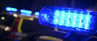 Motorcyklist flydde från polisen • Biljakt i centrala Vimmerby • Polisen: "Motorcykeln saknade registreringsskylt"