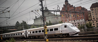 Spårfel stoppar tågen till och från Stockholm