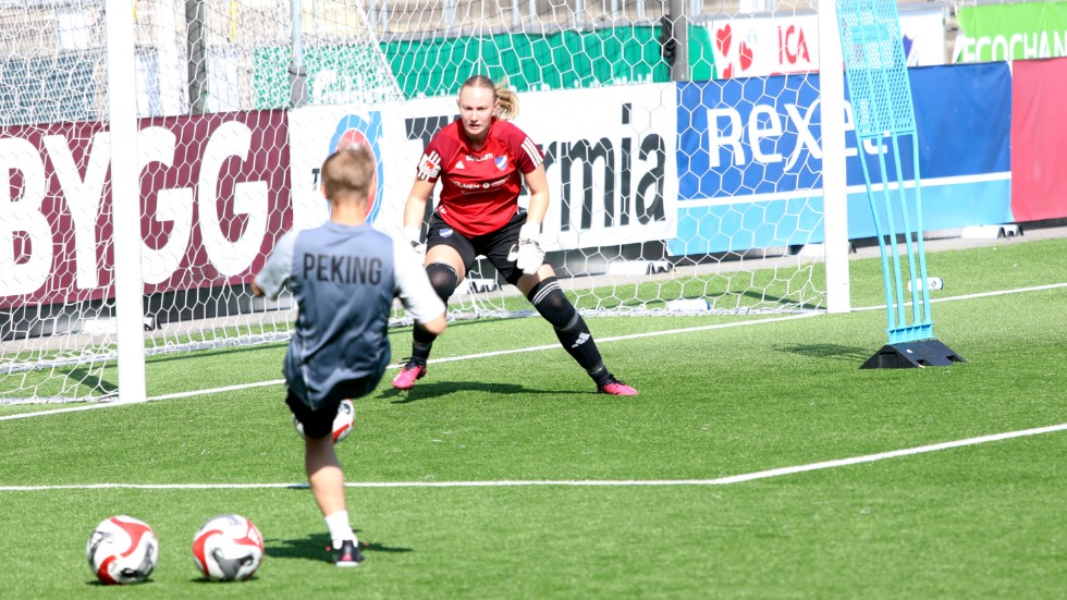 Tyra Berggården är redo att hoppa in i den allsvenska hetluften i IFK Norrköping.