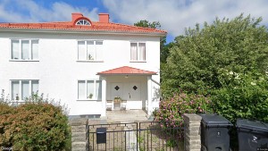 Nya ägare till villa i Borensberg - 4 700 000 kronor blev priset