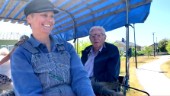 TV: Här får äldre åka häst och vagn • Lyckad fest i parken