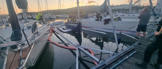 Båt sjönk – räddningstjänsten fick kämpa: "En rejäl pjäs"