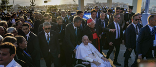 Påven: Rädda migranter till havs