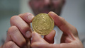 Gömd myntsamling till salu efter 100 år