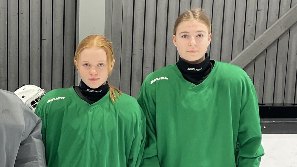 Elsa Zukiewicz och Leah Kostenius har blivit uttagna till TV-pucken, där de kommer representera Småland.