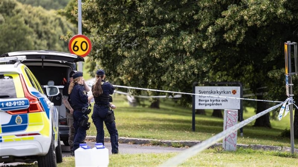 De gängkriminella ligisterna har de senaste dagarna hållit sig undan i sina "rävgryt", "jordgubbskartonger" och andra skrymslen. Om några dagar är de tillbaka och beter sig därefter, skriver en boende. 