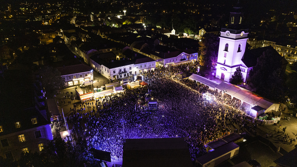 Eksjö Stadsfest arrangeras mitt i stadskärnan. Förra året kom det cirka 25 000 besökare fördelat över två dagar.