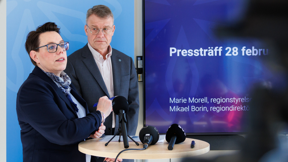 Hur mycket makt har politiken? Regionstyrelsens ordförande Marie Morell (M) och regiondirektör Mikael Borin.