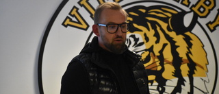Vimmerbys sportchef på scoutingresa utomlands • "Finns planer på att plocka in en forward till"