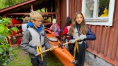 Långsättersskolan paddlade kajak – Evin i årskurs fem: "Det är svårare än det ser ut" 