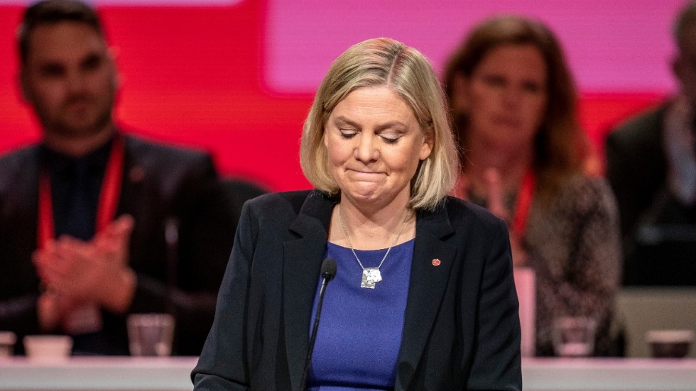 Socialdemokraterna nya partiledare Magdalena Andersson får vänta ytterligare någon dag på att företrädaren Stefan Löfven går till talmannen för att be att vå avgå och därmed bana väg för henne som statsminister. Arkivbild.