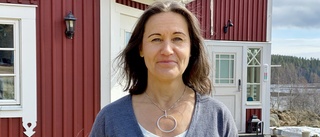 Författaren Liv Larsson: "För mig är kommunikationen spindeln i nätet"
