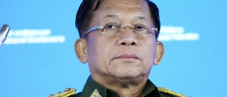 Myanmars militärjunta friger tusentals