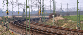 Ska snabba och långsamma tåg samsas på samma spår?