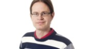 En text om motsatsförhållandet i att använda korrekta överskrifter kontra förenklade lösnummersäljande rubriker