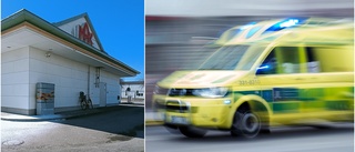 Anställd på Maxrestaurang misshandlad av kund – fick föras till sjukhus med ambulans