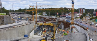 Byggnationen av Ostlänken • Järnvägen behövs för att avlasta vägtrafiken - "Även slöseri att bygga vägar?"