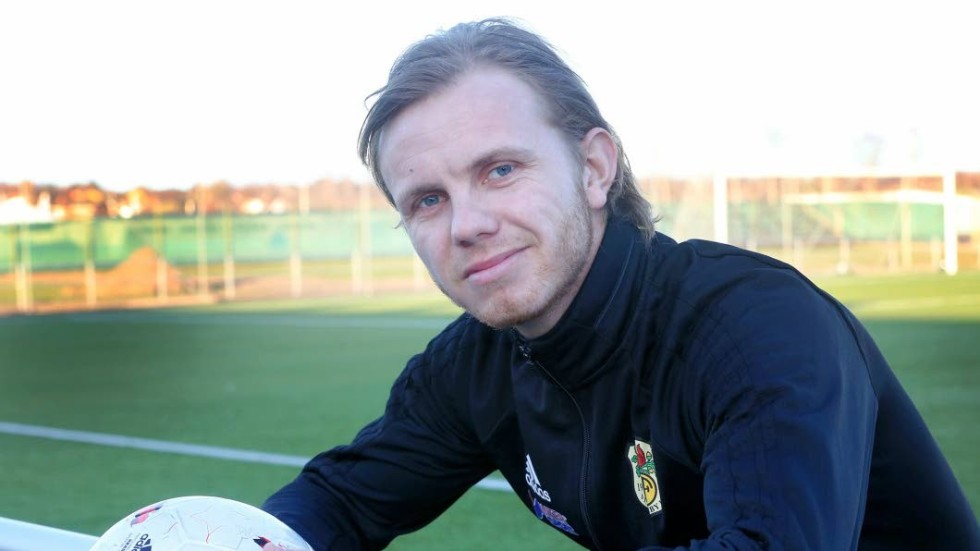 På fredag kväll gör Sebasthian Svensson sin debut i HFK-truppen.