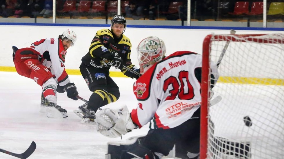 VH-forwarden Sebastian Åkesson möter sin lillebror Casper i onsdagens match mot Helsingborg.