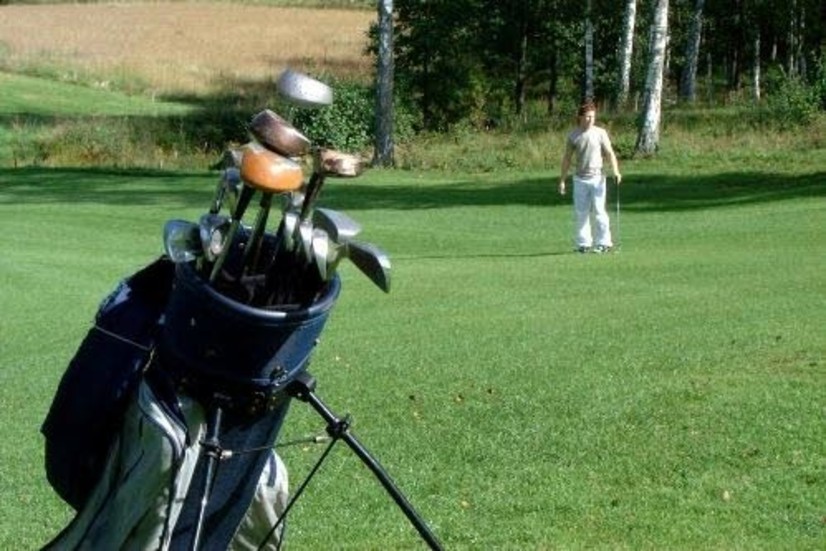 I år firar Kinda golfklubb 30 år. Nu har tävlingssäsongen inletts.