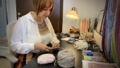Emelie, 28, vill locka fler att skapa med textilier – "Fantastiskt att se hur andra tolkar det"