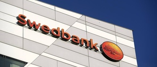 Swedbank backar – lovar ersättning