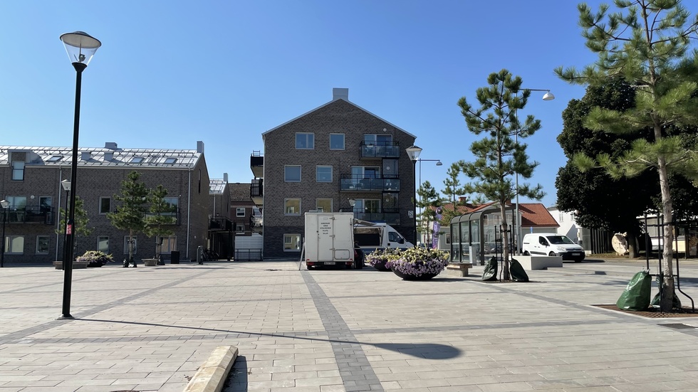 Åkrokens torg september 2024 öde food trucks