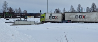 Trasig lastbil blockerade trafiken på E4 i Skellefteå