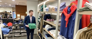Erik, 26, säljer kläder till Nyköpingsborna – får pris
