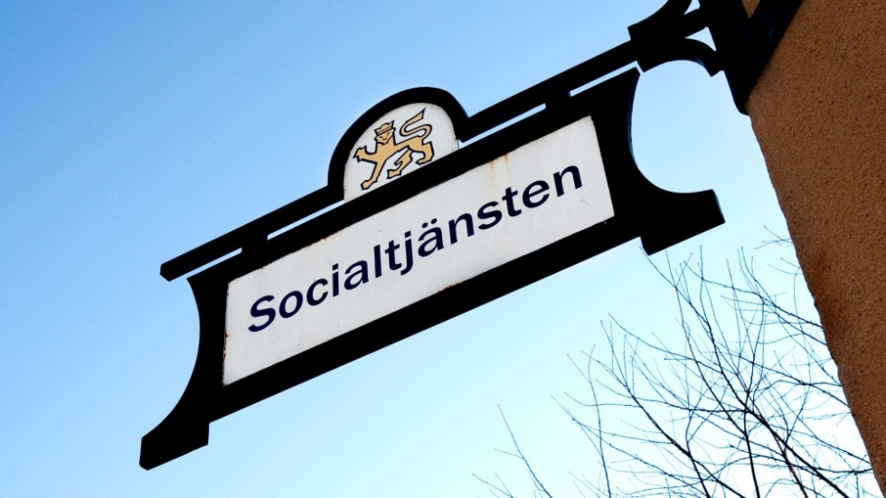 I den nya socialtjänstlagen stärks barns rättigheter genom att lagen anpassas till barnkonventionen, skriver debattörerna.