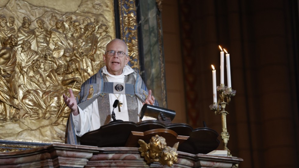 Ärkebiskopen Martin Modéus predikar vid mottagningsgudstjänsten i Uppsala domkyrka. 