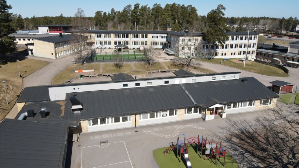 I april förra året gjorde Skolinspektionen en tillsyn av Stenbockskolan utifrån inkomna uppgifter om eventuella missförhållanden på mellanstadiet och högstadiet.